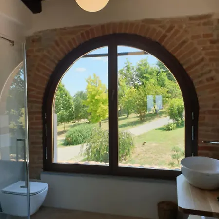 Bella Collina Apartman *